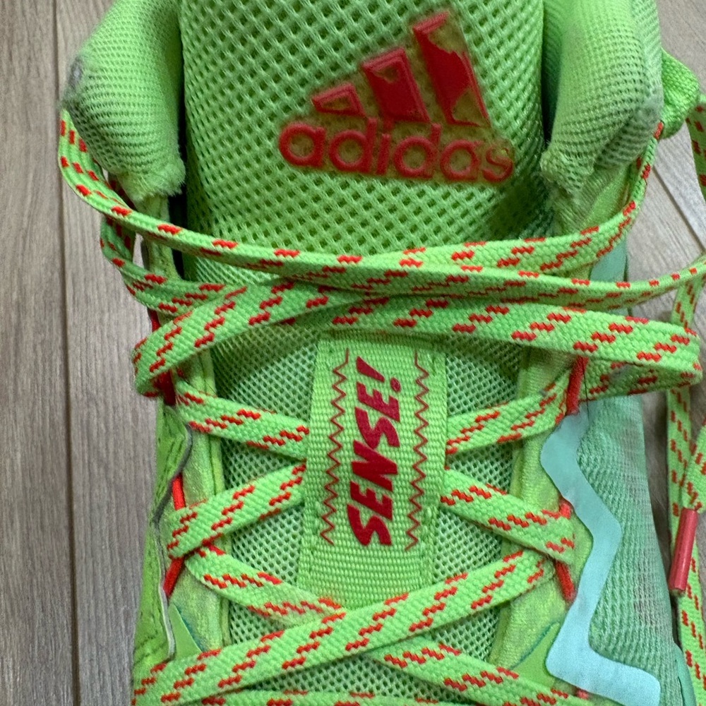 Adidas D.O.N. Issue #2 Marvel Spidey Sense - Picture 2 of 6